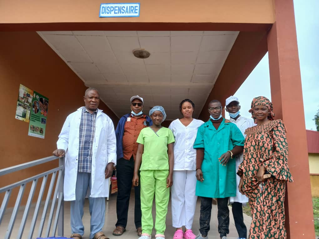 Remise d'appui suivi d'une séance de sensibilisation au CSU de Koundara